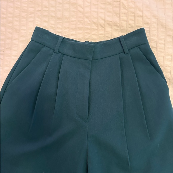 Curve Love A&F Sloane Tailored Wide Leg Pant Green - Picture 3 of 5